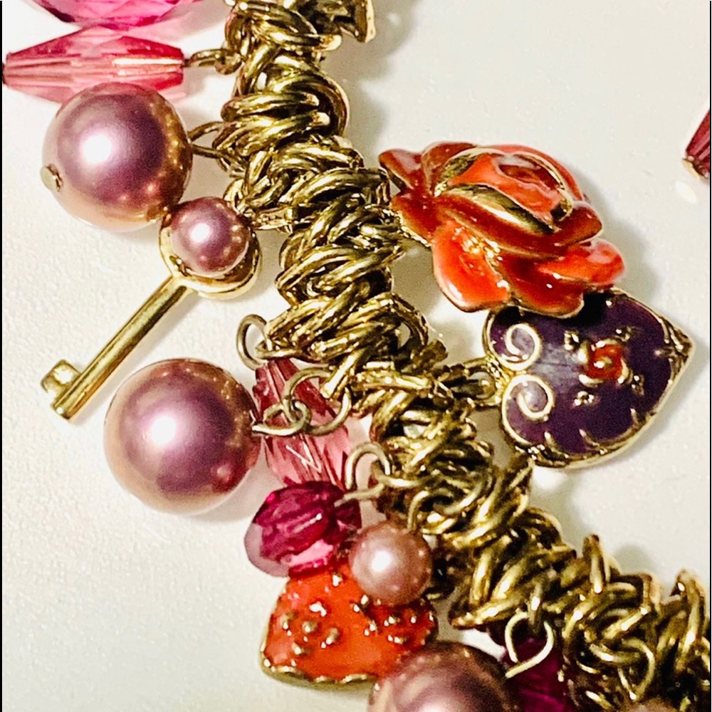 Elastic Purple Charm Bracelet - Picture 3 of 12